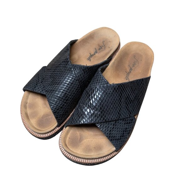 Free People Sidelines Footbed Sandals Black Snake Slides Size 7 (EU 37) - Picture 4 of 11